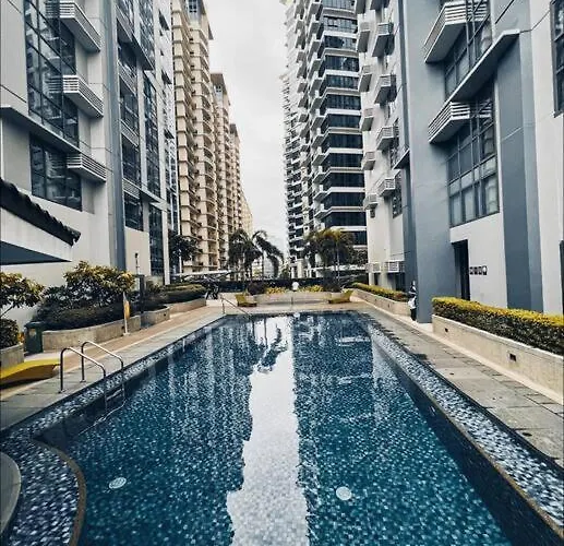 Unit Mckinley Hill Taguig Cd21h Manila
