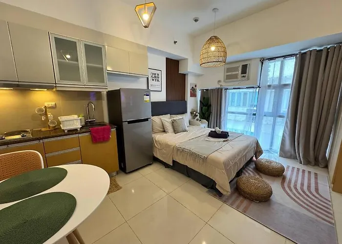 Unit Mckinley Hill Taguig Cd21h Manila