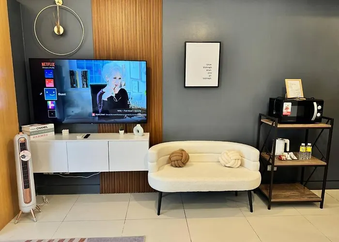 Unit Mckinley Hill Taguig Cd21h